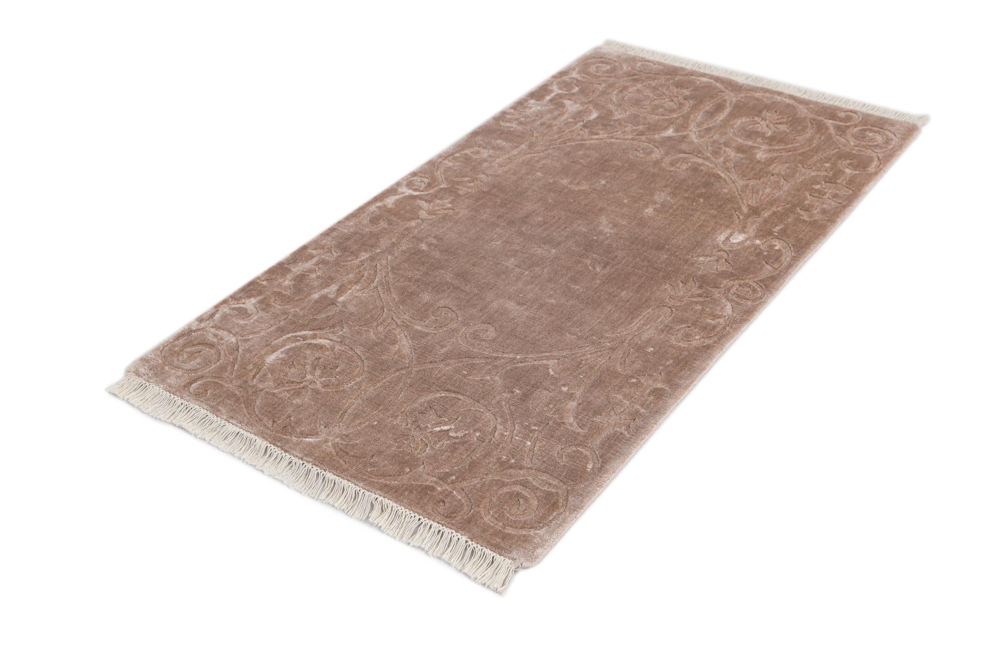 2' 7 x 4' 11 Hand Knotted Darya Wool Rug