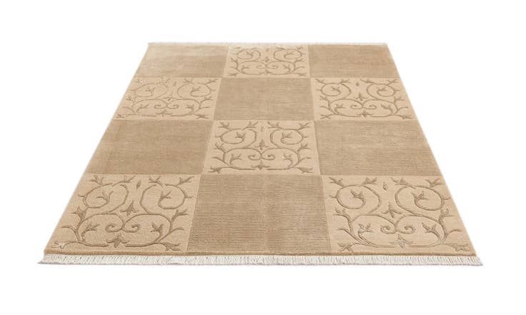 Detail image of 5' x 6' 9 Hand Knotted Darya Wool Rug