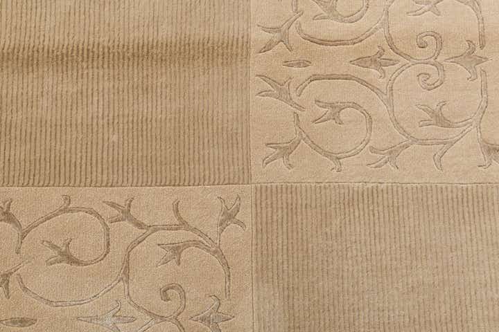 5' x 6' 9 Hand Knotted Darya Wool Rug