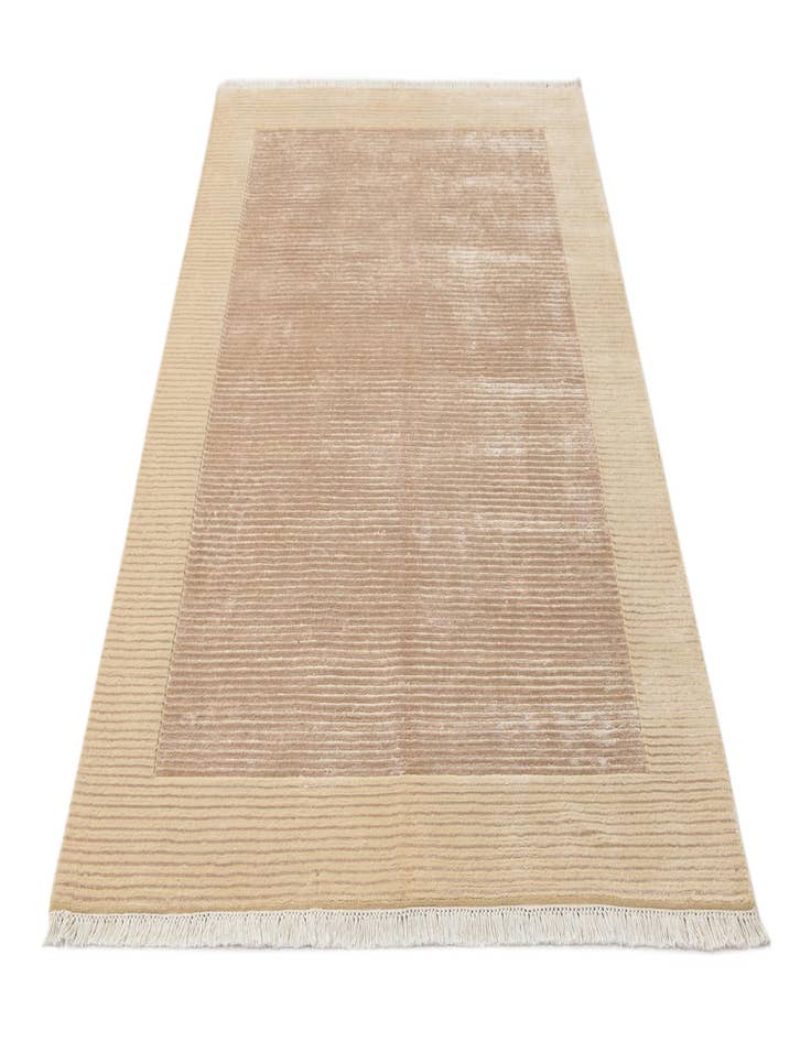 Detail image of 4' 10 x 6' 7  Hand Knotted Darya Wool Rug