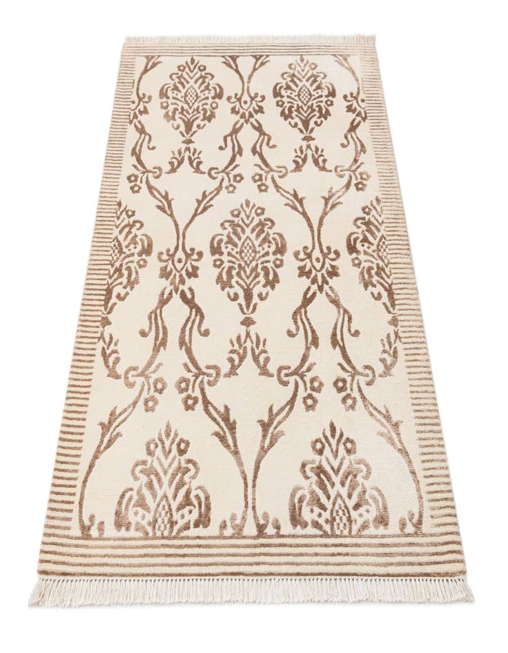 Detail image of 3' 2 x 4' 11 Hand Knotted Darya Wool Rug