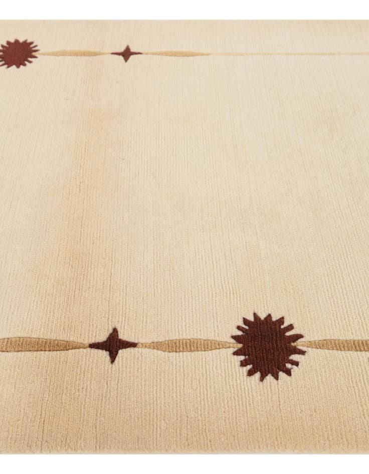 Detail image of 3' x 4' 10  Hand Knotted Darya Wool Rug