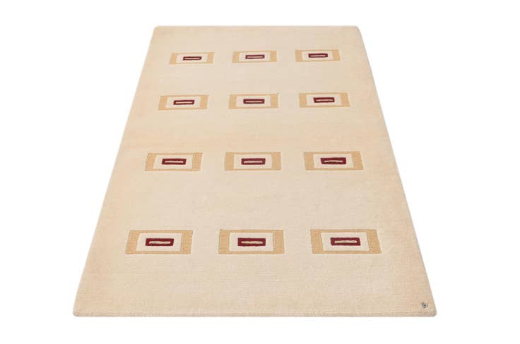 Detail image of 3' 1 x 4' 11 Hand Knotted Darya Wool Rug