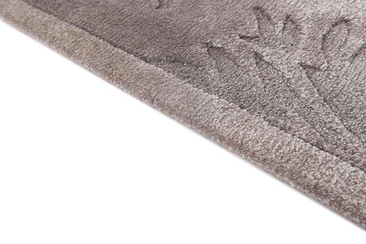 5' 7 x 7' 10 Hand Knotted Darya Wool Rug