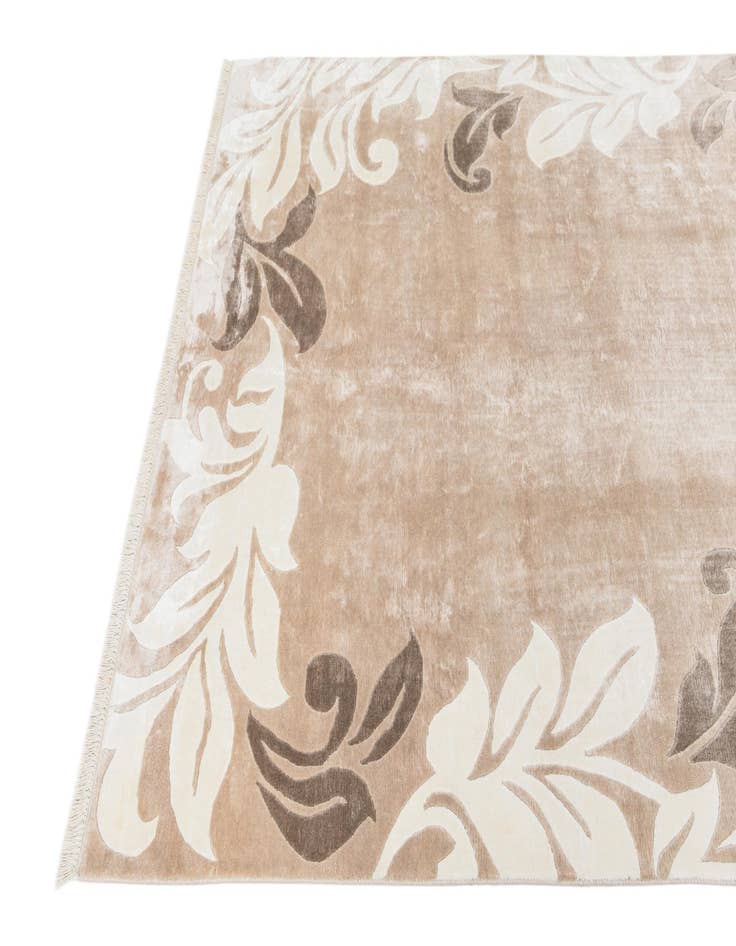 Detail image of 5' 5 x 7' 10  Hand Knotted Darya Wool Rug