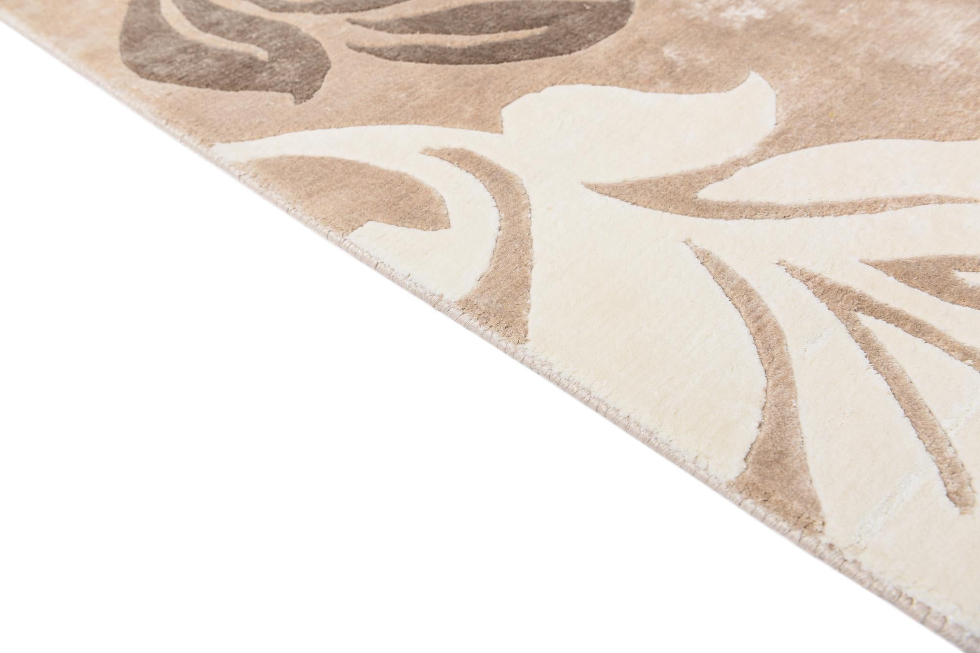 5' 5 x 7' 10 Hand Knotted Darya Wool Rug
