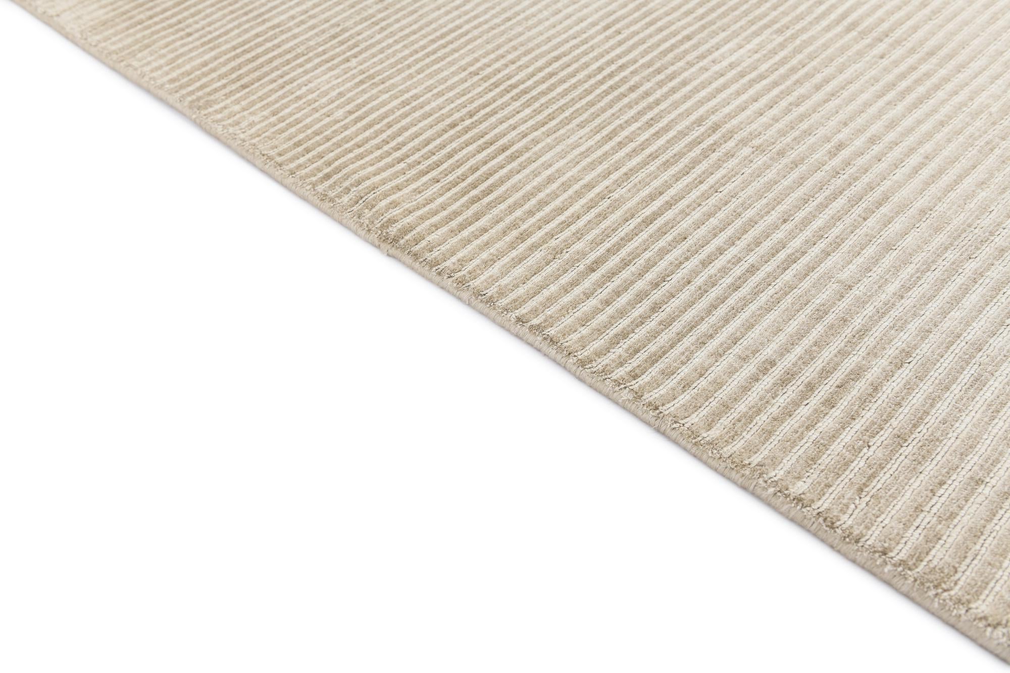 5' x 6' 8 Hand Knotted Darya Wool Rug