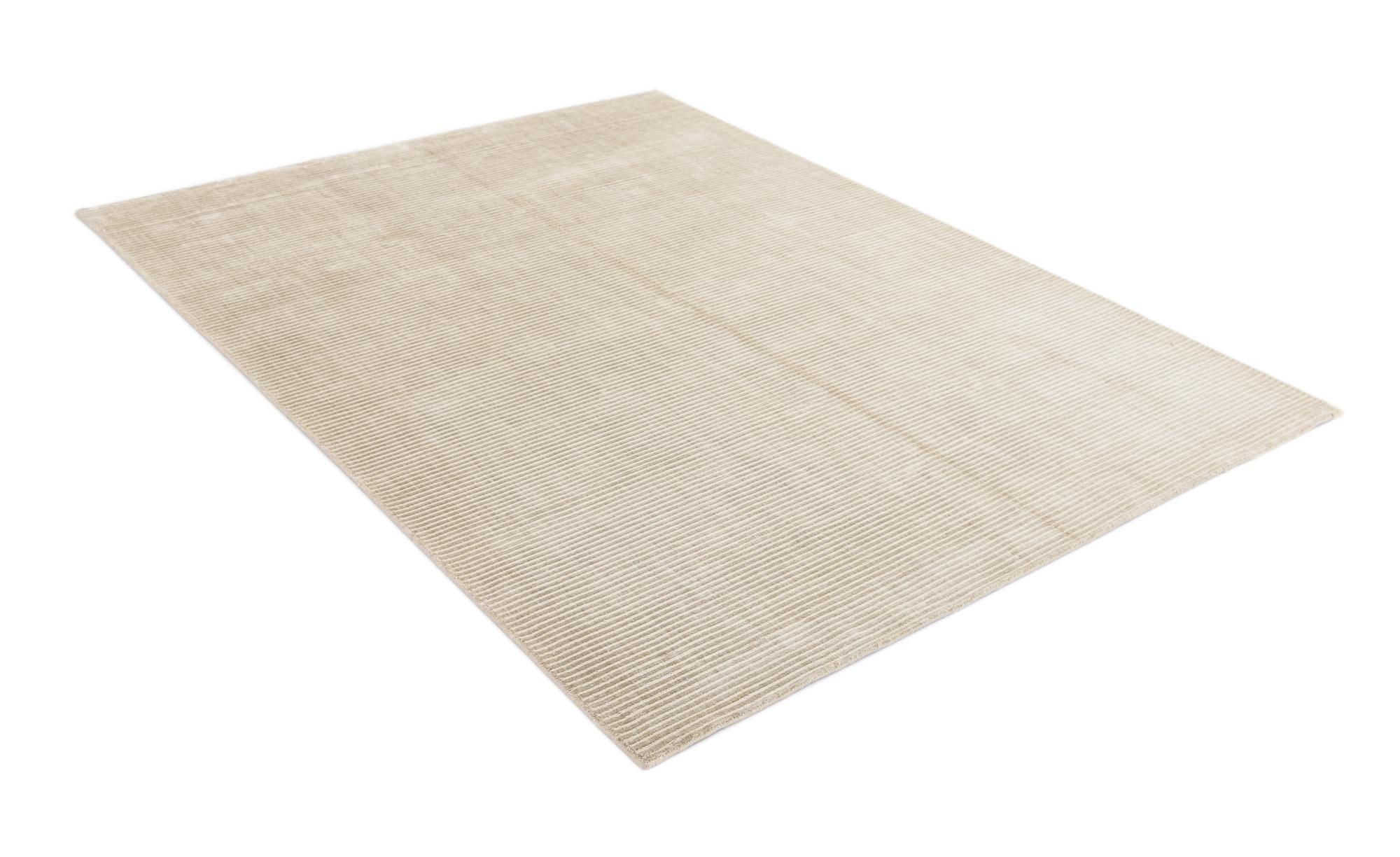 4' 11 x 6' 8 Hand Knotted Darya Wool Rug