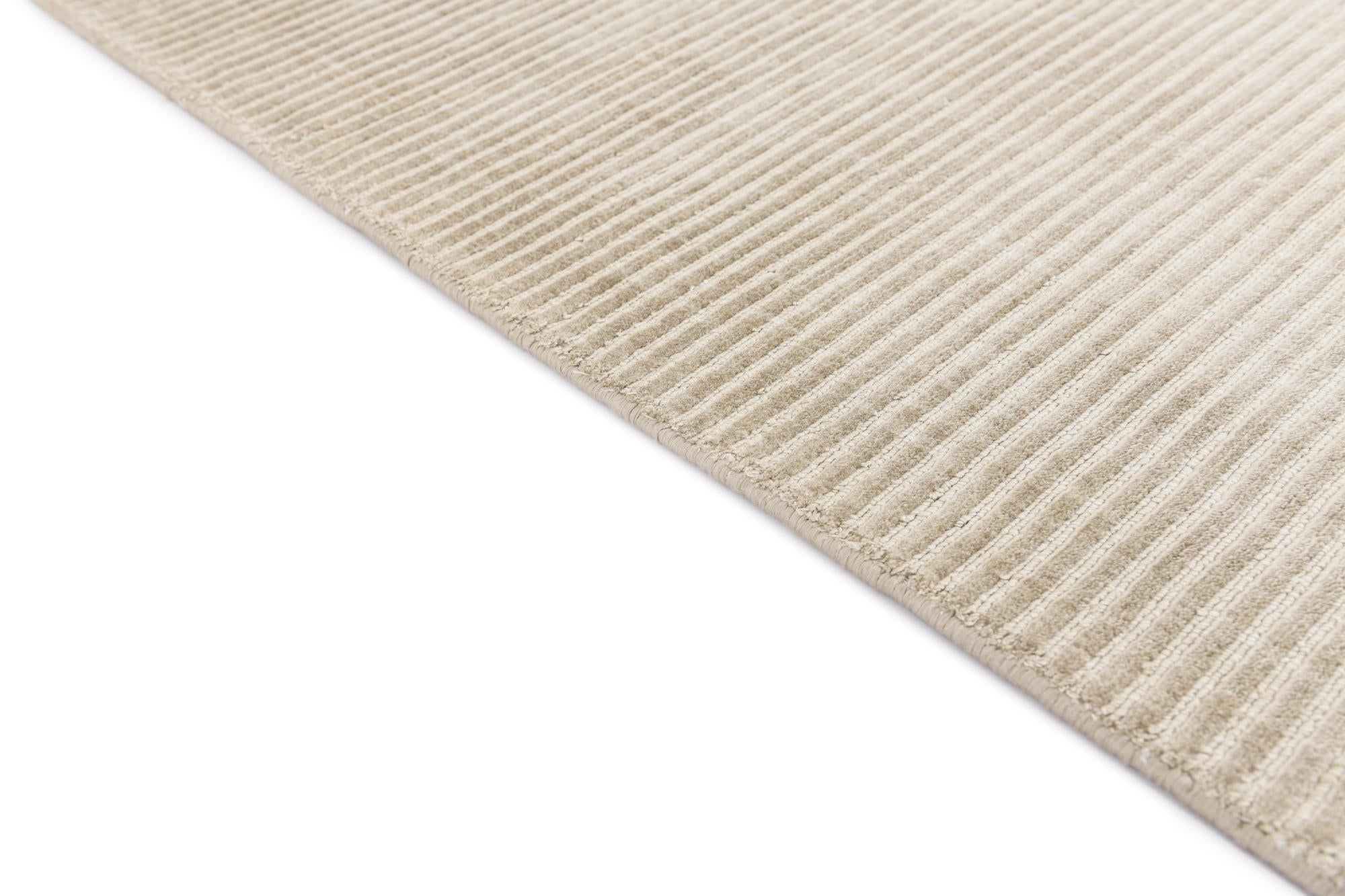 4' 11 x 6' 8 Hand Knotted Darya Wool Rug
