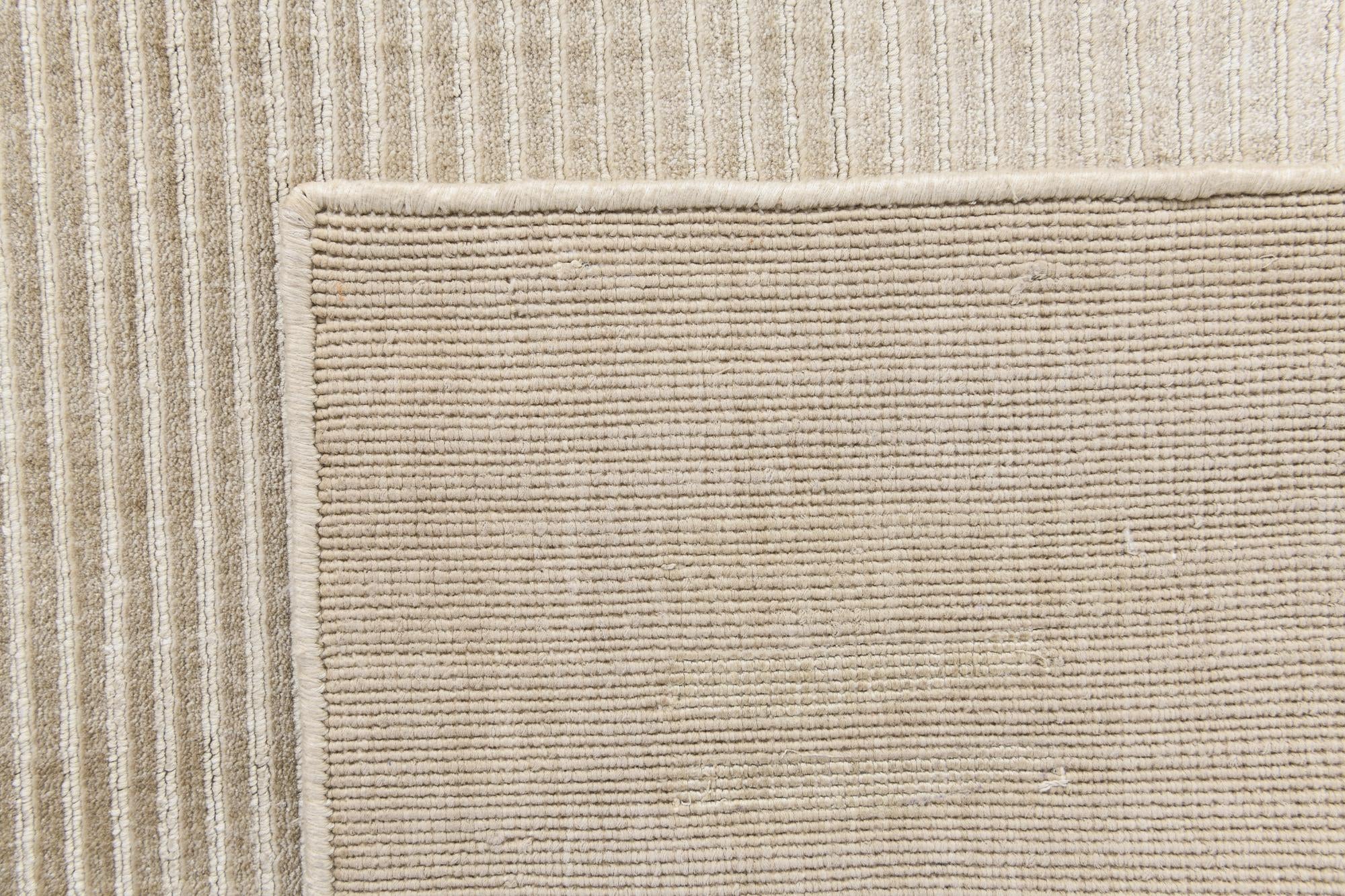 4' 11 x 6' 8 Hand Knotted Darya Wool Rug