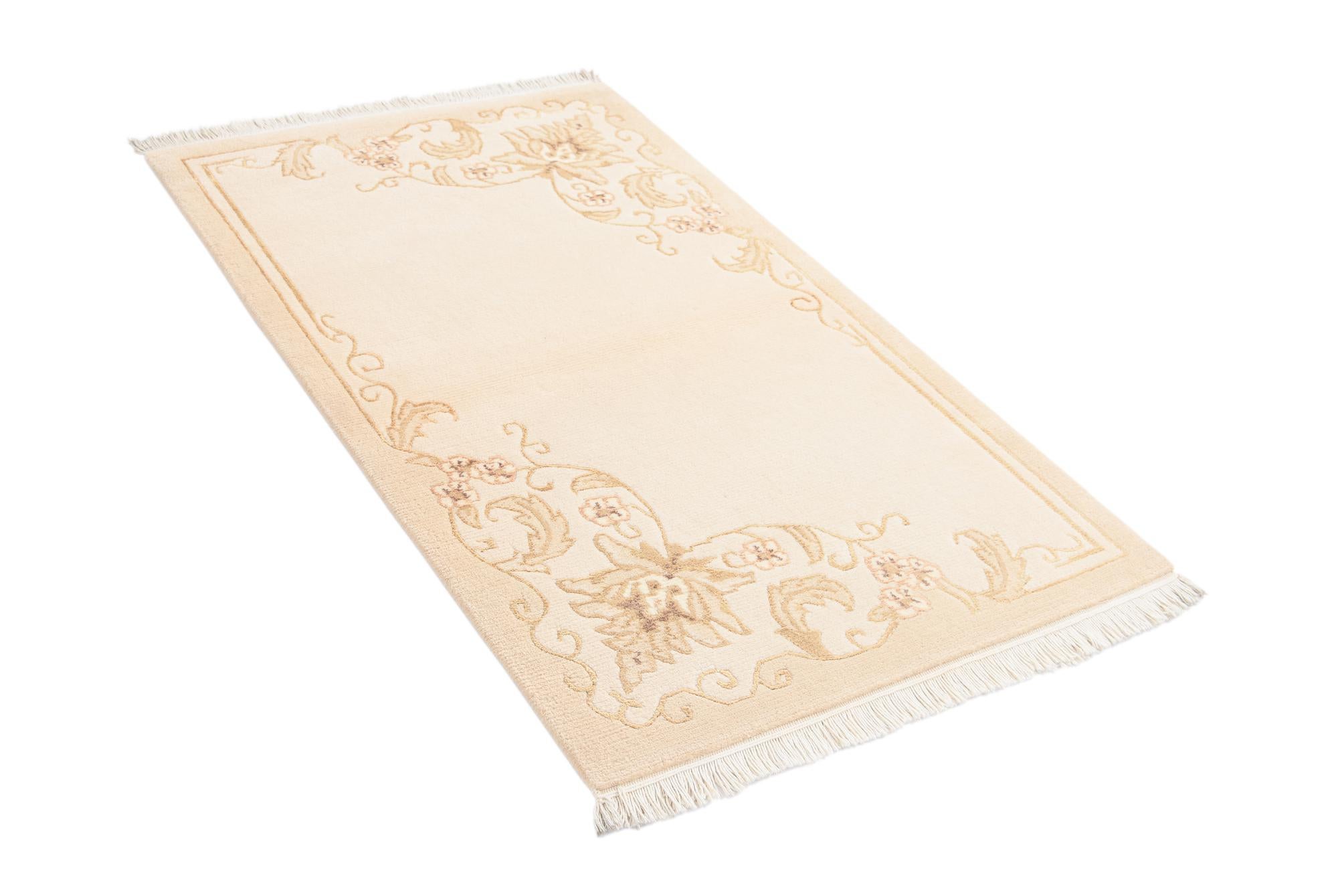 2' 8 x 4' 6 Hand Knotted Darya Wool Rug