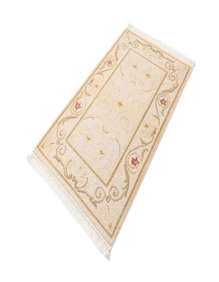 Detail image of 2' 9 x 4' 7  Hand Knotted Darya Rug