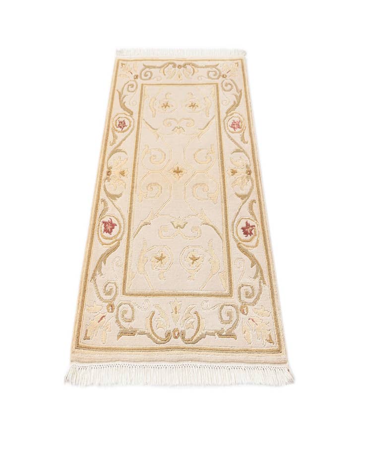 Detail image of 2' 9 x 4' 7  Hand Knotted Darya Rug