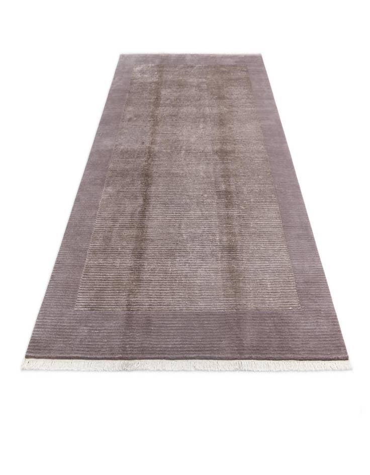 Detail image of 6' 6 x 9' 9  Hand Knotted Darya Wool Rug