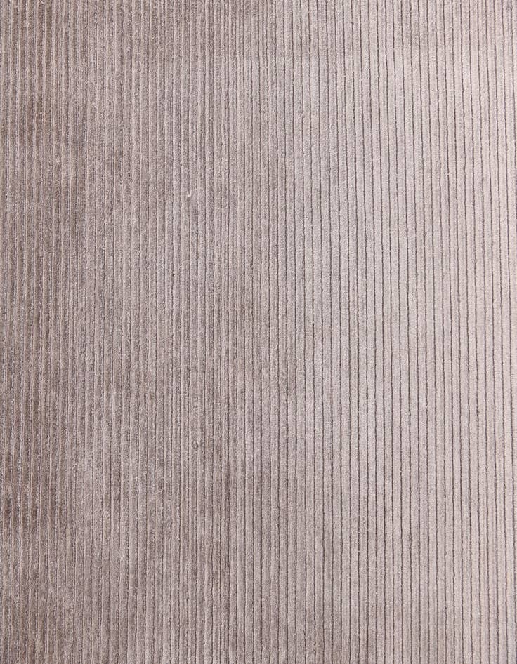 Detail image of 6' 6 x 9' 9  Hand Knotted Darya Wool Rug