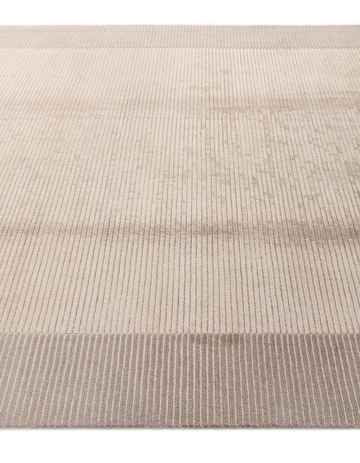 Detail image of 6' 6 x 9' 10  Hand Knotted Darya Wool Rug