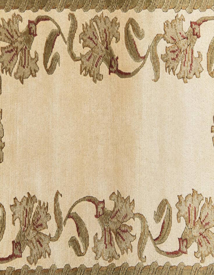 Detail image of 2' 7 x 4' 8  Hand Knotted Darya Wool Rug