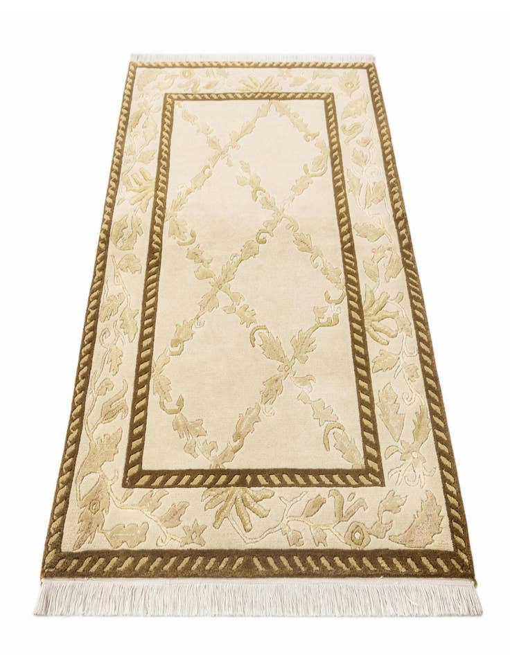 Detail image of 2' 11 x 4' 10  Hand Knotted Darya Wool Rug