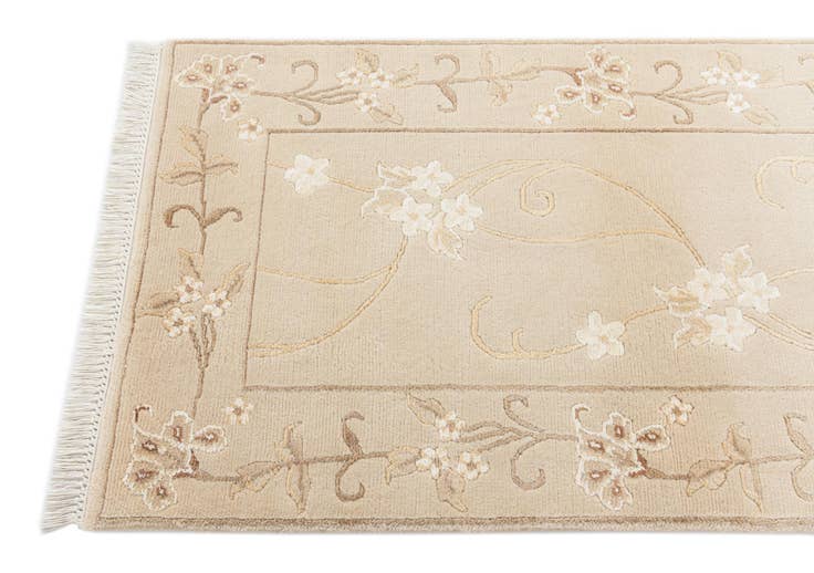 Detail image of 2' 7 x 4' 8 Hand Knotted Darya Wool Rug