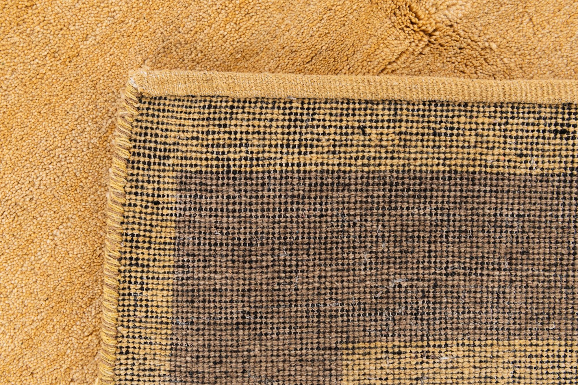 5' 5 x 8' Hand Knotted Gabbeh Wool Rug
