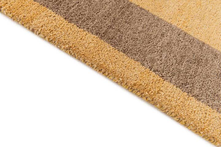 5' 5 x 8' Hand Knotted Gabbeh Wool Rug