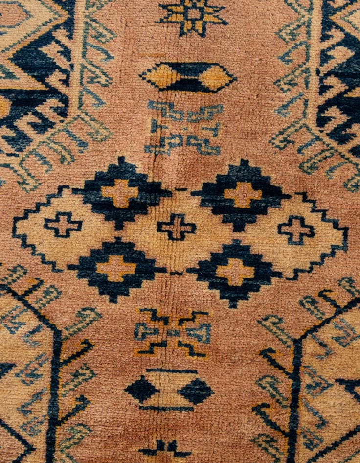 Detail image of 7' 3 x 10' 1  Hand Knotted Kazak Wool Rug