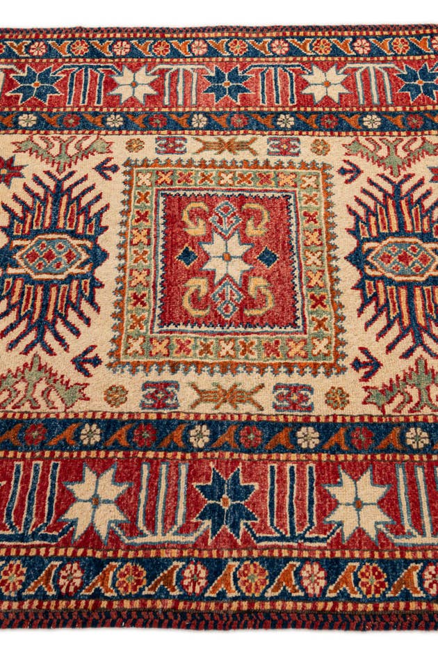 Detail image of 3' 5 x 5' 9 Hand Knotted Kazak Wool Rug