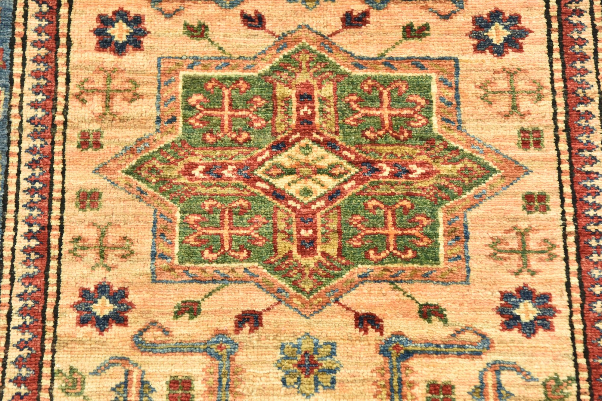 2' 10 x 4' 3 Hand Knotted Kazak Oriental Rug