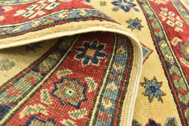 2' 8 x 4' 2 Hand Knotted Kazak Rug