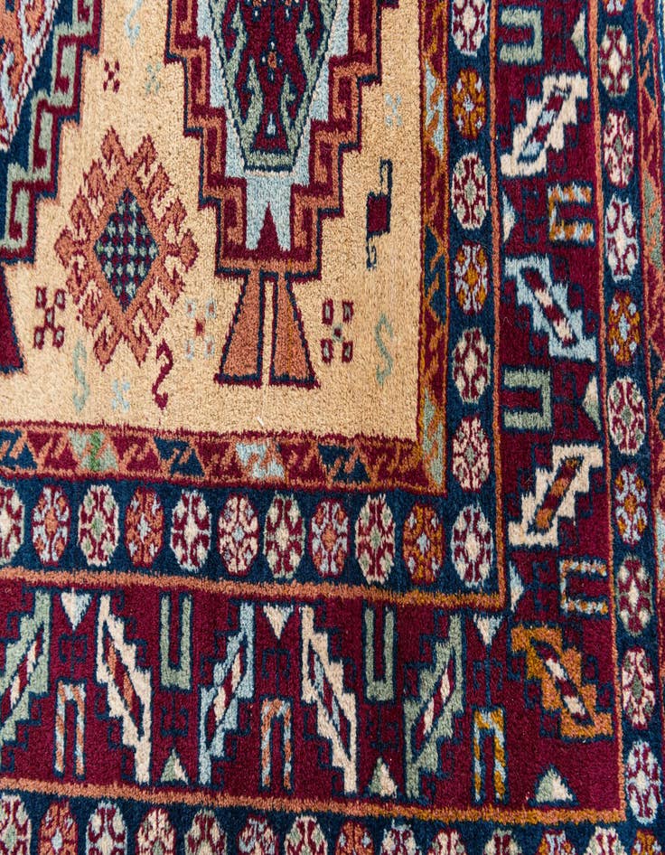 Detail image of 4' 1 x 6'  Hand Knotted Kazak Wool Rug