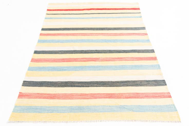 Detail image of 3' 10 x 5' 10 Hand Woven Kilim Maymana Wool Rug