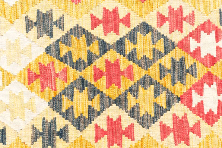 Detail image of 3' 6 x 6' 5 Hand Woven Kilim Maymana Wool Rug