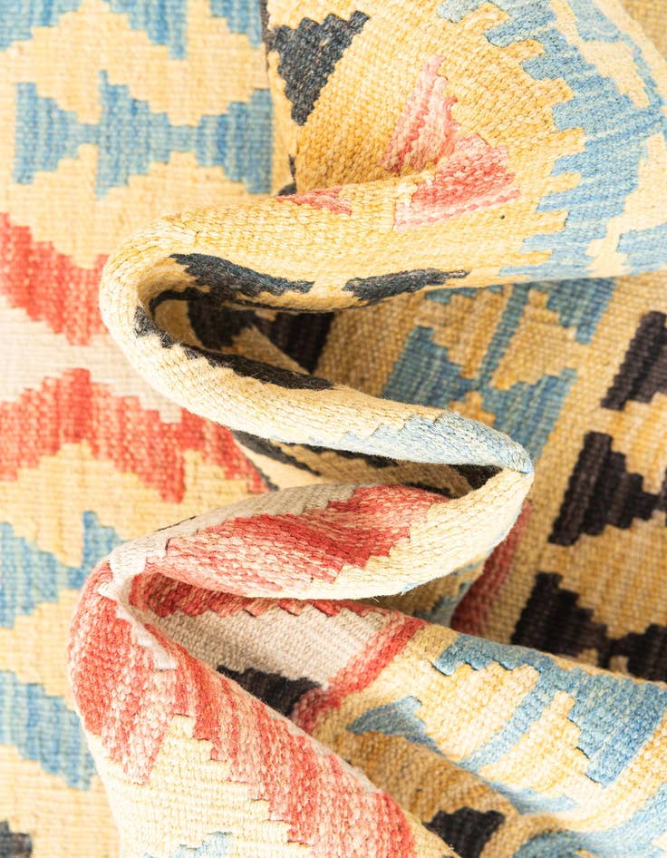 Detail image of 3' 7 x 6' 5  Hand Woven Kilim Maymana Wool Rug