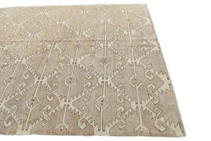 Detail image of 6' 7 x 9' 7 Hand Woven Kilim Modern Wool Rug