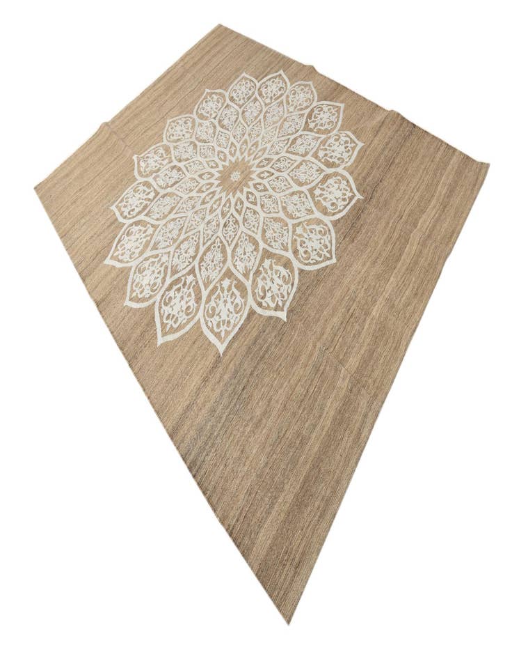 Detail image of 7' 3 x 9' 7  Hand Woven Kilim Modern Wool Rug