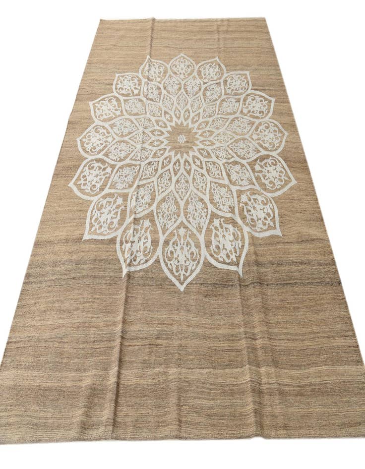 Detail image of 7' 3 x 9' 7  Hand Woven Kilim Modern Wool Rug