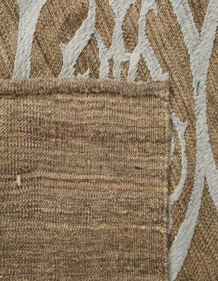 Detail image of 7' 3 x 9' 7  Hand Woven Kilim Modern Wool Rug