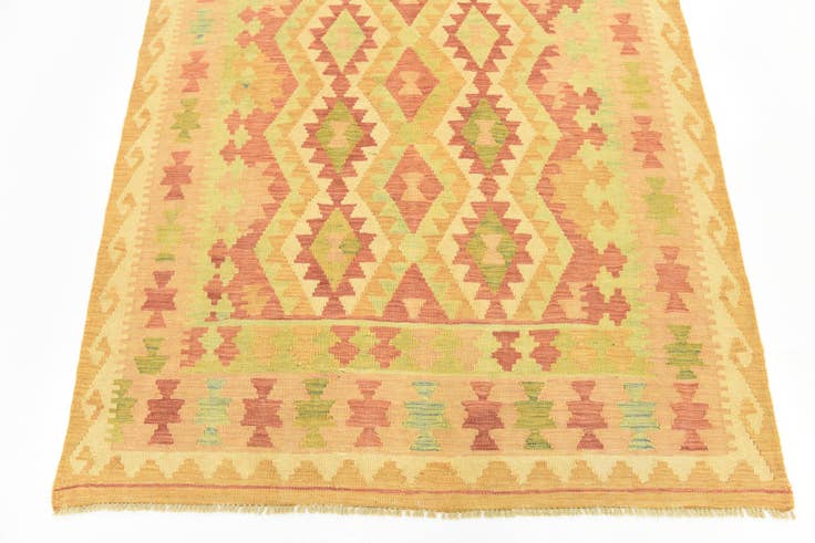 Detail image of 4' 9 x 6' 6 Hand Woven Kilim Waziri Wool Rug