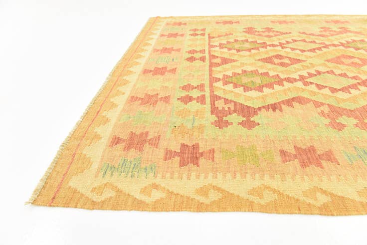 Detail image of 4' 9 x 6' 6 Hand Woven Kilim Waziri Wool Rug