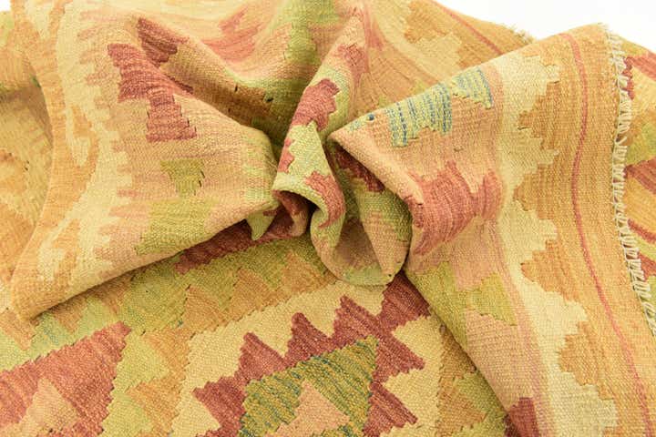 4' 9 x 6' 6 Hand Woven Kilim Waziri Wool Rug