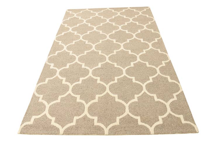 Detail image of 5' 1 x 8' Luna Rug