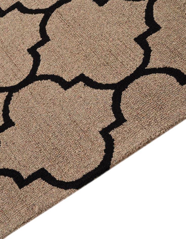 Detail image of 5' x 8' Luna Rug