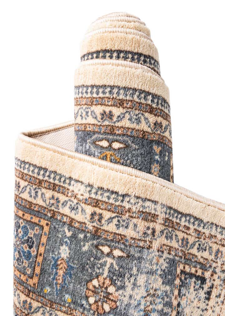 6' 7 x 9' Medina Rug