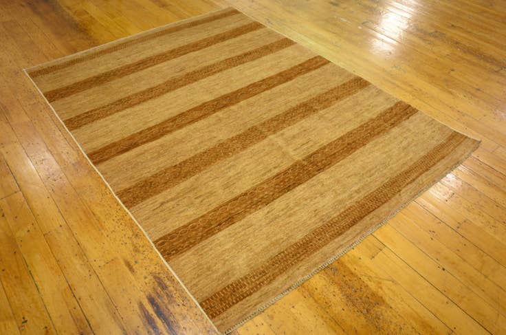 Detail image of 4' 10 x 6' 5 Hand Knotted Modern Ziegler Oriental Rug