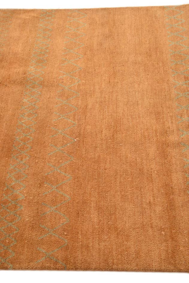 Detail image of 4' 7 x 6' 7 Hand Knotted Modern Ziegler Rug