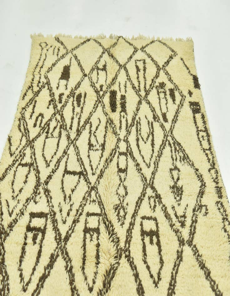 Detail image of 5' 6 x 9' 3  Hand Knotted Moroccan Wool Rug