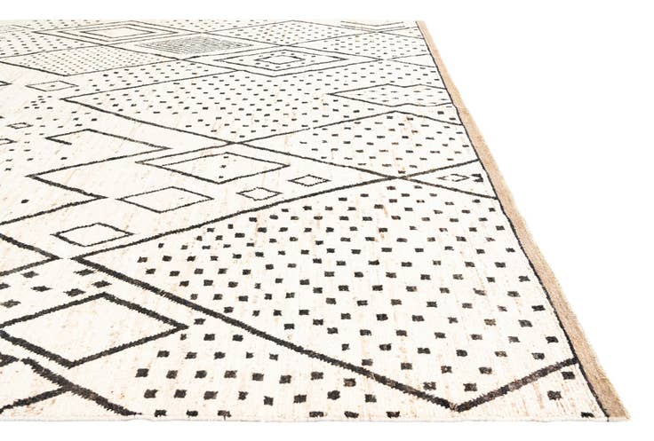 Detail image of 12' 6 x 17' 4 Hand Knotted Moroccan Wool Rug