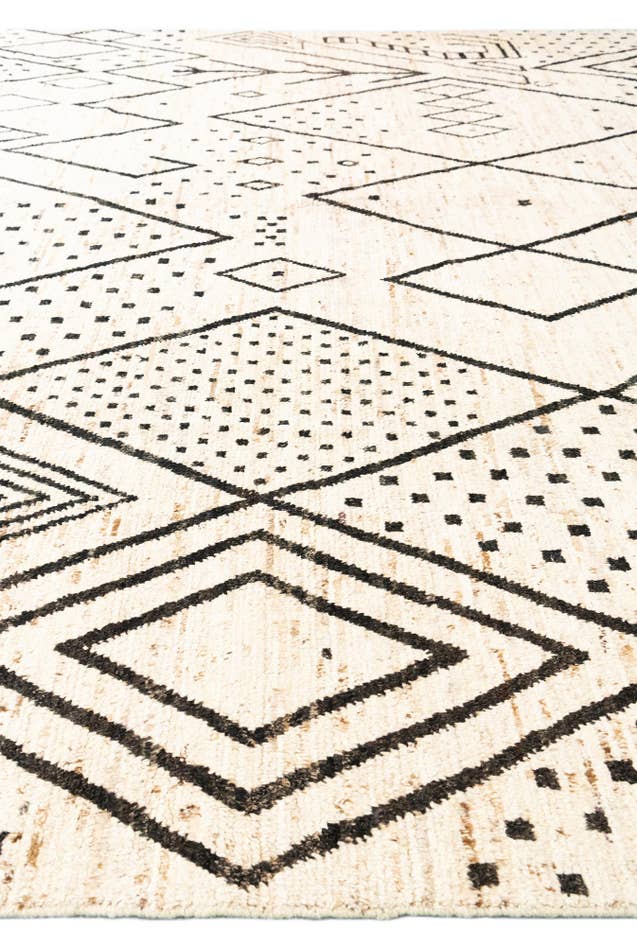 Detail image of 12' 6 x 17' 4 Hand Knotted Moroccan Wool Rug