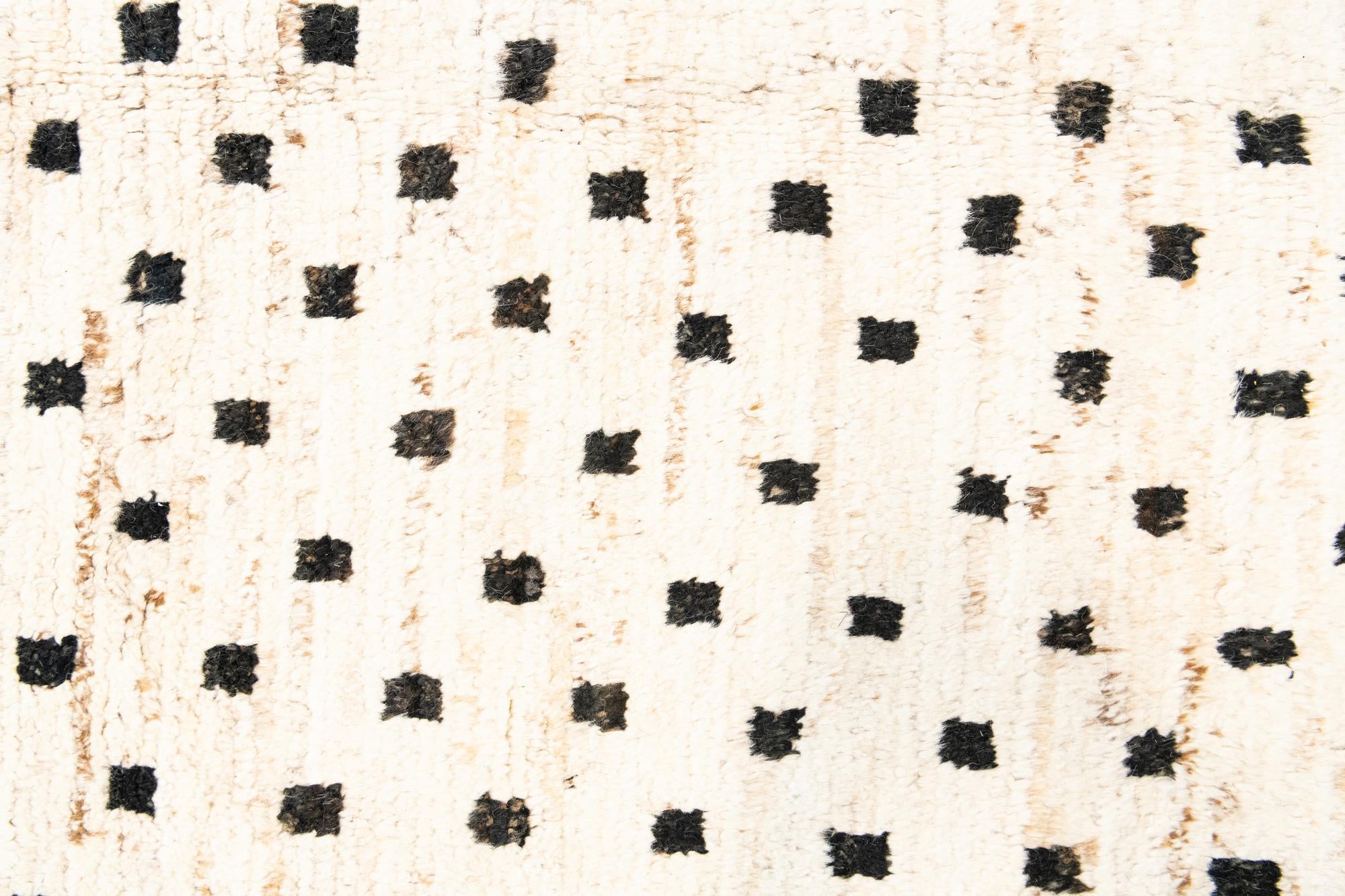 12' 6 x 17' 4 Hand Knotted Moroccan Wool Rug