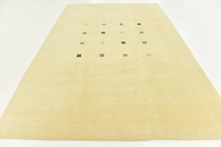 Detail image of 6' 7 x 9' 9 Hand Knotted Nepal Wool Rug